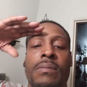 Meet your Posher, Gregory